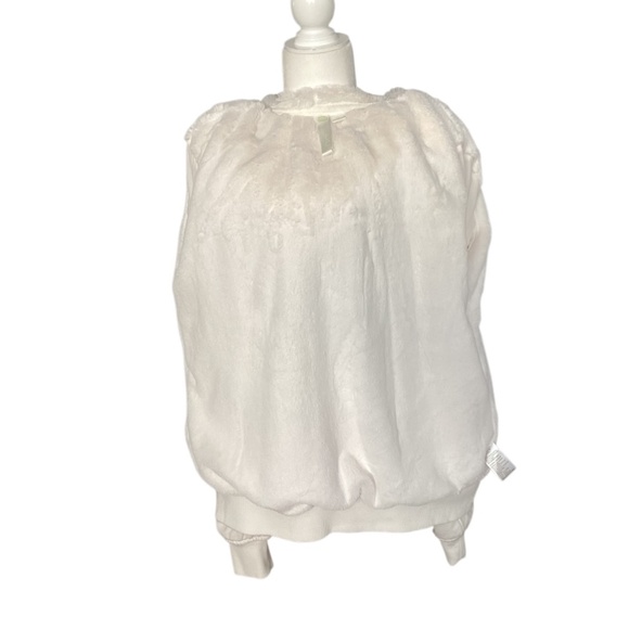 Green Tea Hooded Cable-knit White Sweatshirt - Picture 5 of 7